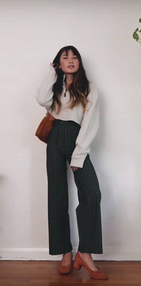 Casual Workwear Winter, Casual Office Outfits Gen Z, Indie Interview Outfit, Aesthetic Work Clothes Women, Psychologist Outfit Aesthetic, Academic Casual Outfit, Business Casual Female Outfits, Thrifted Business Outfits, Professional Outfits Gen Z