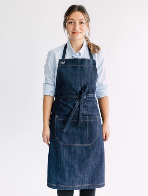 Jeans Apron Diy Recycled Denim, Upcycled Denim Apron, Apron Coffee Shop, Denim Garden Apron, Jeans Apron, Denim Kitchen Apron, Denim Aprons, Harvest Apron, Butcher Apron