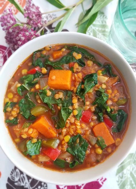 Ugly Vegan Kitchen - Chipotle Sweet Potato Red Lentil Soup Lentils Soup, East Coast Kitchen, Red Lentil Soup Recipe, Coast Kitchen, Vegan Chipotle, Vegan Chilli, Vegan Lentil Soup, Vegan Stew, Creamy Potato Soup