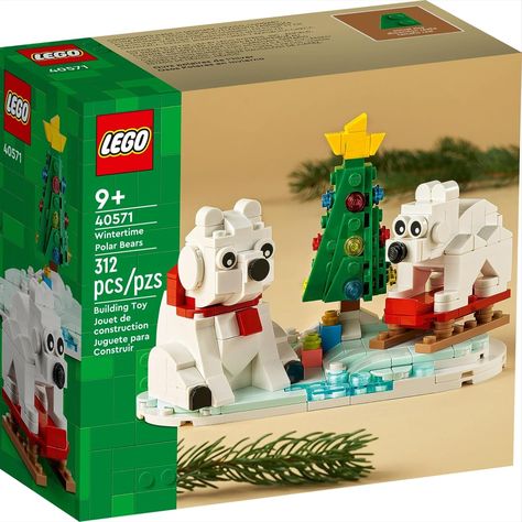 This stocking stuffer for kids makes a fun holiday activity for the family or a great polar bear gift Polar Bear Toy, Lego Winter, Lego Halloween, Lego 4, Lego Disney Princess, Construction Lego, Baby Polar Bears, Lego Christmas, Shop Lego