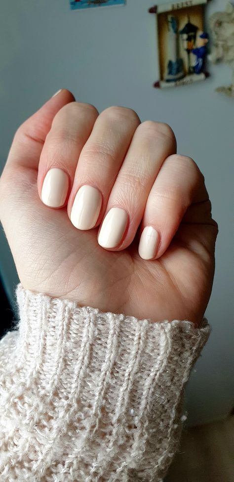 My Vampire Is Buff Opi Gel, Opi Vampire Is Buff, My Vampire Is Buff Opi, Milky White Manicure, Everyday Manicure, Opi Neutral, White Manicure, Milky White, Nail Inspiration