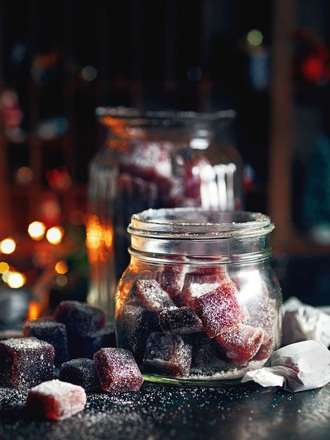 Mulled Wine Jelly Sweets | Jamie Oliver Mulled Wine Jelly, Christmas Pickles, Baked Gifts, Wine Jelly, Jelly Sweets, Homemade Foods, Homemade Goodies, Christmas Food Gifts, Christmas Foods