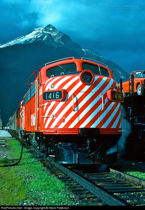 Field, B.C. 1975 Diesel Train, Old Trains Steam Locomotive, Locomotives Train Steam Engine, Canadian Pacific Railway, Old Locomotives Steam Engine, Cab Forward Steam Locomotive, Railroad Pictures, Train Art, Train Photography