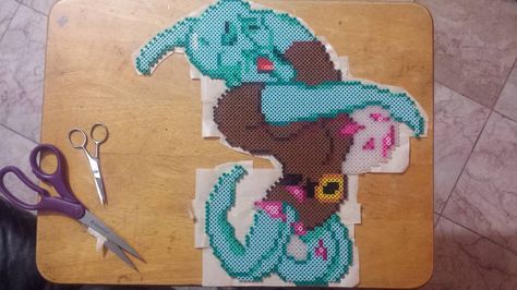 Handsome Squidward P2 Handsome Squidward Perler Beads, Spongebob Perler, Handsome Squidward, Melty Bead Designs, Melty Bead Patterns, Pearl Beads Pattern, Seed Bead Crafts, Easy Perler Beads Ideas, Kandi Ideas