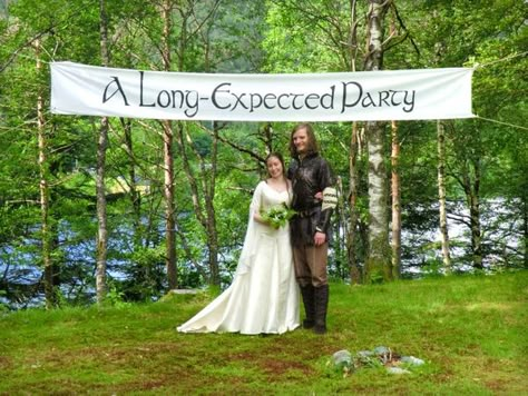 "A Long Expected Party" - Lord of the Rings Hobbit theme wedding banner Lord Of The Rings Wedding Reception, Lotr Banner, Lord Of The Rings Wedding Theme, Lotr Wedding Ideas, Hobbit Wedding Theme, Lotr Themed Wedding, Hobbit Themed Wedding, Tolkien Wedding, Long Expected Party