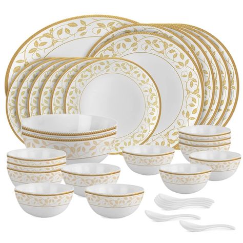 stylish and trending yet traditional dinner set Crockery Design Dinner Sets, Glass Dinner Set, Fantasy Kitchen, Crockery Design, Crockery Set, Coffee Party, Plates And Bowls Set, Gift Packing, Dinner Service