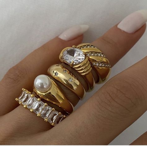 Maximalist Jewelry, Indie Jewelry, Dope Jewelry, Dream Engagement, Dream Engagement Rings, Stacked Jewelry, Piercing Tattoo, Bling Bling, Boho Chic