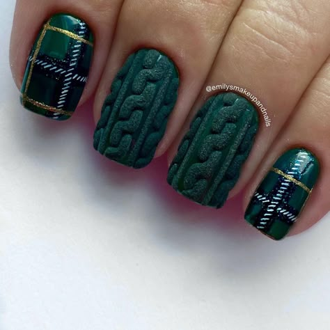 Tartan Nails, Irish Nails, Festive Nail Designs, Christmas Nail Stickers, Mens Nails, Plaid Nails, Nails Stiletto, Eye Nails, Nails Square