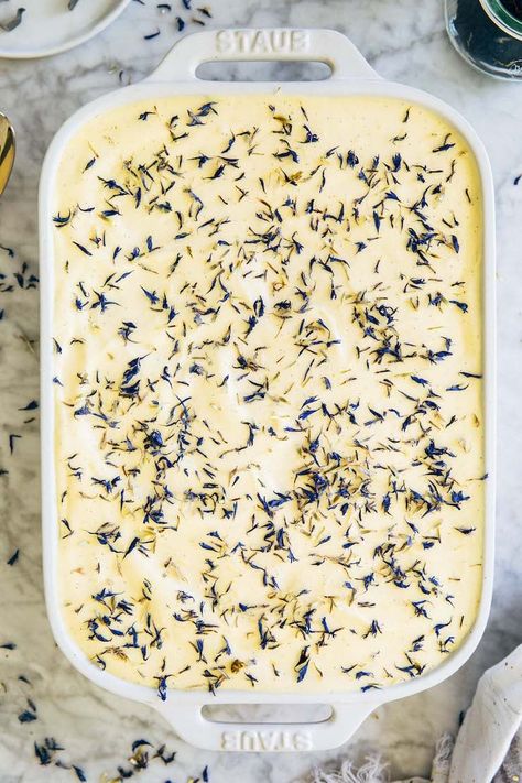 photo of earl grey tiramisu in white casserole on marble tabletop Earl Grey Tiramisu, Traditional Tiramisu, Earl Grey Cookies, Fancy Desserts Recipes, Lemon Poppyseed Muffins, Iron Chef, Tiramisu Recipe, Gourmet Desserts, Grey Tea