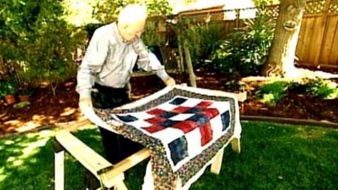 Diy Quilting Frame For Sewing Machine, Diy Quilting Frame Plans, Quilt Frame Plans, Diy Quilting Frame, Hand Quilting Frames, Quilt Frame, Alex Anderson, Diy Quilting, Christmas Quilting Projects