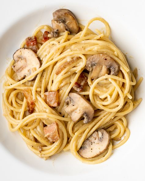 This mushroom carbonara adds a perfect bite of umami-filled mushrooms to an already rich, classic spaghetti dish. Recipe in bio. . . . . . . . #beautifulcuisines#bonappetitmag#buzzfeast#buzzfeedtasty#eeeeeats#epicurious#f52grams#feedfeed#foodandwine#foodgawker#forkfeed#forkyeah#foodprnshare#huffpostetaste#marthafood#mywilliamssonoma#savuermag#thekitchn#nytcooking#mushroomcarbonara#mushrooms#carbonara#SpaghettiCarbonara#RedwoodKitchen#RedwoodKitchn#recipe#Pastarecipe Filled Mushrooms, Carbonara Recipe Creamy, Mushroom Carbonara, Carbonara Ingredients, Bacon Mushroom, Large Fries, Bacon Stuffed Mushrooms, Carbonara Recipe, Mushroom Pasta