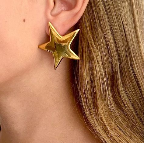 Large Gold Star Earrings Vintage 80s Costume Jewelry Star Sunburst Astrological Stars Studs Statement Earrings American Vintage Clothing, Gold Star Earrings, 80s Earrings, 80s Costume, Jewelry Star, Star Clothing, 80s Party, Star Studs, Gold Star