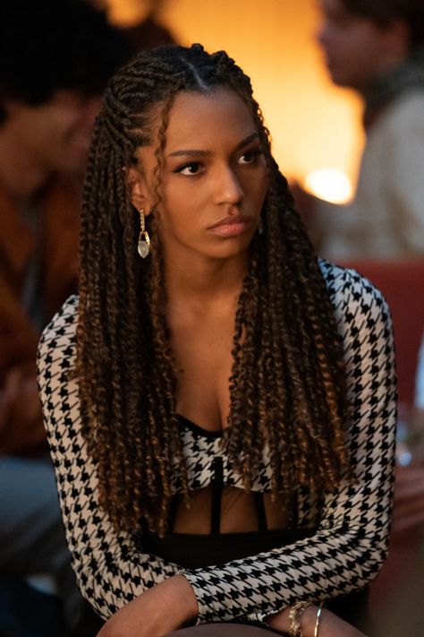 Savana Smith, Monet De Haan, Monet Hair Products, Savannah Smith, Reality Shifting, Xoxo Gossip, Fashion Elements, Box Braids Hairstyles For Black Women, Cute Box Braids Hairstyles