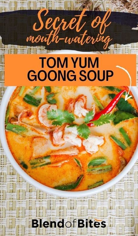 Thai Tom Yum Soup, Tom Yum Soup Recipe, Thai Soup Recipes, Tom Yum Goong, Healthy Diet Meal Plan, Tom Yum Soup, Spicy Soup, Tom Yum, Fast Easy Meals