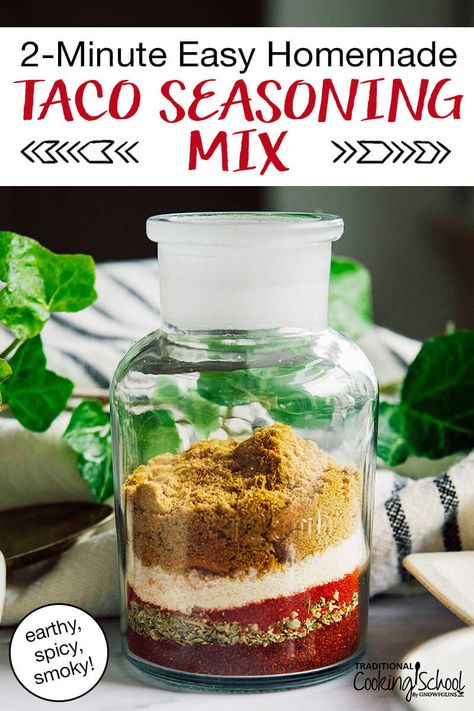 Tacos are king! And behind every great taco is great taco seasoning. Make your taste buds happy with this earthy, spicy, smoky homemade taco seasoning mix you can whip up in less than 2 minutes! I've included all the classic spices, with some ideas for getting creative, too. Once you know, you know: the BEST way to make taco seasoning is at home! No sugar, fillers, or preservatives! This recipe seasons 3 pounds of ground beef or other meat. #homemade #DIY #tacos #keto #tacoseasoning Taco Seasoning Homemade, Taco Meat Seasoning, Easy Taco Seasoning Recipe, Taco Seasoning Mix Recipe, Recipe Using Zucchini, Low Carb Taco Seasoning, Keto Taco Seasoning, Diy Taco Seasoning, Make Taco Seasoning