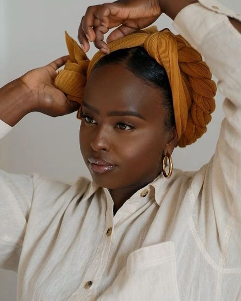 Classy headwrap style [Video] | Headband hairstyles, Scarf hairstyles, Hair scarf styles Hairstyles Scarf, Hair Scarf Tutorial, African Head Scarf, Headwrap Hairstyles, Cabello Afro Natural, African Hair Wrap, Headwrap Tutorial, Head Wrap Styles, Hair Wrap Scarf