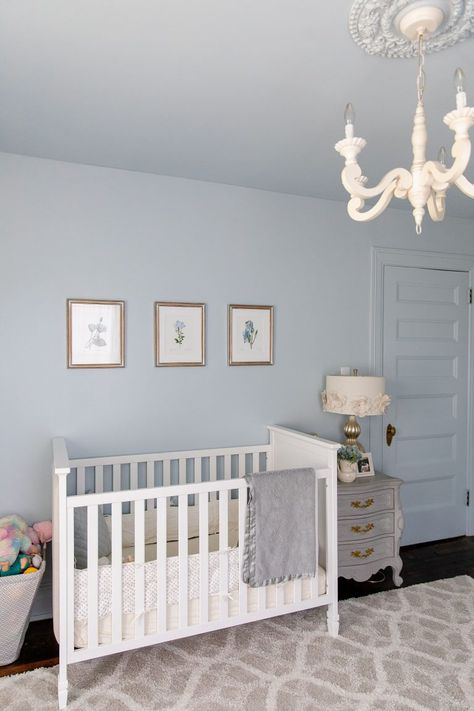 SLEEPY BLUE: THE PRETTIEST NURSERY COLOR FOR BABY'S ROOM | Found it! The perfect color for baby's room. We heart a strong gender-neutral shade (today, Sleepy Blue by Sherwin Williams) for his, her or their nursery. | #TheMomEditHome #HomeRenovationProjects #AffordableHomeFurnishings #KidsRoomDecor #KidsBedroomDecor #KidsRoomsDIY #CuteRoomDecor #NurseryIdeasNeutral #NurseryIdeasBoys #NurseryIdeasGirl #GenderNeutralNursery #SleepyBoyBlueSherwinWilliams #ShabbyChicBedroom Gender Neutral Bedroom Paint Colors, Something Blue Sherwin Williams, Sherwin Williams Blue Nursery, Feminine Blue Nursery, Blue Nursery Paint Colors Sherwin Williams, Light Blue Nursery Gender Neutral, Sherwin Williams Blue Nursery Colors, Blue Baby Room Ideas, Gender Neutral Blue Nursery