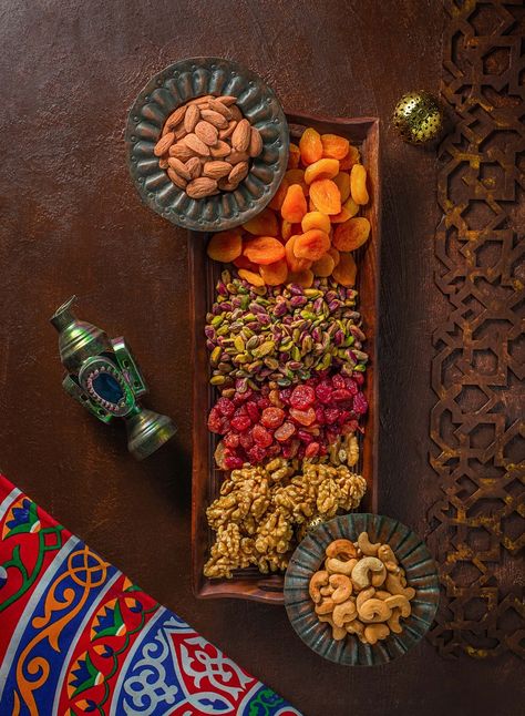 Nuts and dried fruits are bought during Ramadan to make various sweets Indian Food Photography, Morocco Food, Ramadan Photos, Arabian Food, Kitchen Aesthetics, Food Art Photography, Food Photoshoot, Fish House, Club Sandwich