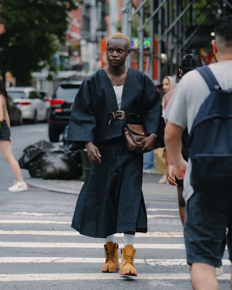 Nothing but the best, for the best* - #summerinnyc #sohonyc #summeroutfitideas #nycstreetstyle #summerinnewyork #streetstyle Summer In Nyc, Nyc Street Style, Thrift Finds, Soho Nyc, City Chic, Men's Fashion, Outfit Inspirations, Street Style, Magazine