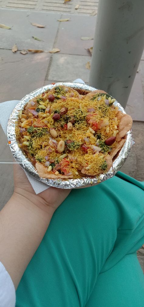 Food, street food Delhi Street Food, Delhi Street, Sev Puri, Desi Street Food, Beauty Corner, Rain Photography, Local Food, Street Food, Desi