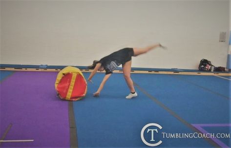 Roundoff Drills Gymnastics, Gymnastics Floor Drills, Rec Gymnastics Stations, Beginner Tumbling Drills, Tumbling Stations, Round Off Drills, Gymnastics Stations, Gymnastics Tutorials, Cheer Drills