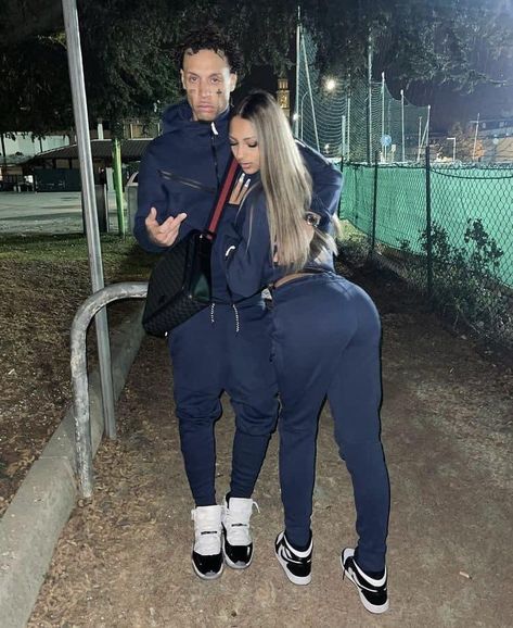 Tech Fleece Couple, Matching Nike Tech Couple, Matching Nike Outfits Couples, Matching Tracksuit Couple, Nike Tech Couple Goals, Couple Tracksuits, Tracksuit Couple, Couple Goal Outfits Matching, Couple Drip