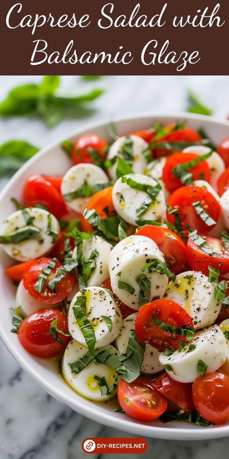 Enjoy a delicious Caprese Salad with cherry tomatoes, mozzarella, and a rich balsamic glaze. A simple yet elegant dish for your table. Caprese Lunch, Caprese Salad Dressing, Tomato Caprese Salad, Tomato Mozzarella Salad, Balsamic Drizzle, Easy Fruit Salad Recipes, Tomato Caprese, Caprese Recipes, Caprese Salad Recipe