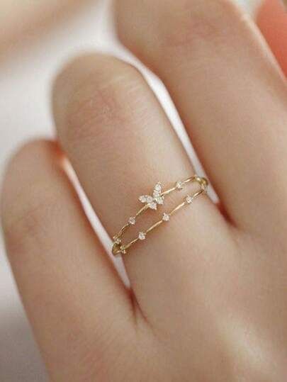 Fairy Tales Aesthetic, Gold Jewelry Design, Cute Promise Rings, Islamic Life, Single Stone Ring, Charm Ring, Long Hair Wedding Styles, Single Ring, Charm Rings