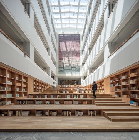 Yan'an University Campus evokes the city's ancient stone cave dwellings Tsinghua University, Campus Design, China Architecture, Library Architecture, Ancient Stone, Construction Plan, Library Design, Research Institute, University Campus