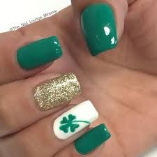 St Patrick Day Nails Acrylic, Saint Patrick Nail, Holiday Nails Winter, Unghie Sfumate, St Patricks Day Nails, Nails Opi, Holiday Nails Christmas, Nails Yellow, Holiday Nail Designs