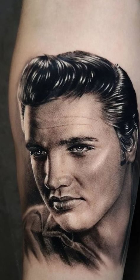 Celebrity Portraits Tattoo, Elvis Portrait Tattoo, Celebrity Portrait Tattoo, Gary Tattoo, Elvis Presley Tattoo, Friends Best Episodes, Potrait Tattoo, Hollywood Tattoo, Elvis Tattoo