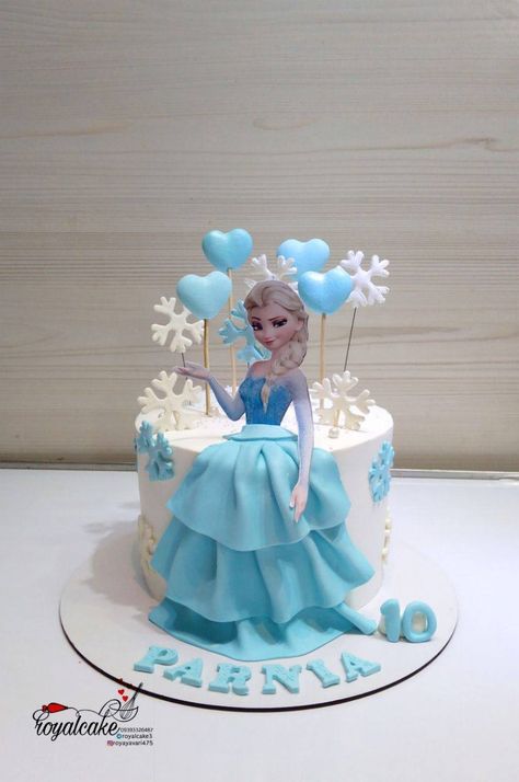 Elsa Theme Cake Design, Cake Frozen Birthday Ideas, Elsa Birthday Cake Ideas, Elsa Cake Ideas, Elsa Cake Design, Elsa Theme Cake, Elsa Fondant, Frozen Birthday Cake Ideas, Frozen Cake Ideas