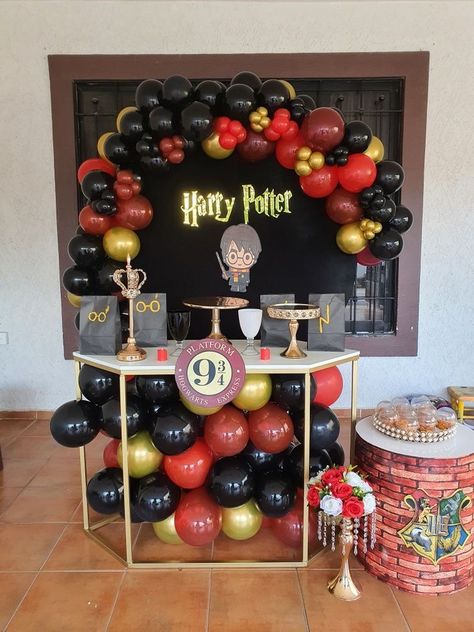 Harry Potter Decorations Birthday, Harry Potter Theme Decorations, Harry Potter Theme Birthday Decoration, Harry Potter Theme Party Birthdays, Harry Potter Decorations Party Birthdays, Harry Potter Decorations Party, Decoracion Harry Potter, Harry Potter Birthday Decor, Harry Potter Cumpleaños