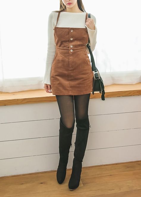 Pinafore Skirt Outfit, Preppy Winter Outfits, Queen Of, Stylish Winter Outfits, Future Outfit, Dressy Dresses, Moda Vintage, Autumn Outfit, Fashion Fits