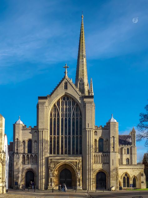 The west front of Norwich cathedral Vank Cathedral, Chartres Cathedral, Norwich Cathedral, Southwark Cathedral, St Vitus Cathedral, Cathedral Architecture, Norfolk, Cologne Cathedral, Barcelona Cathedral