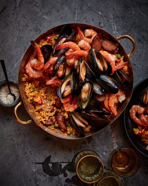 Spanish Paella - Once Upon a Chef Pork Ideas, Spanish Paella Recipe, Paella Party, Spanish Cooking, Spanish Paella, Once Upon A Chef, Latin Recipes, International Dishes, Paella Pan