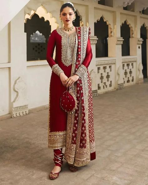 Luxury formals now available to shop, just tap the link in bio 😍🛍️ Brand: Kanwal Malik Download our App now & Enjoy Mega Discounts 🤩📱🥳 Red Kurta Set, Kanwal Malik, Red Kurta, Designer Salwar Kameez, Pakistani Wedding Dress, Beautiful Pakistani Dresses, Designer Salwar, Dress Design Patterns, Casual Party Dresses