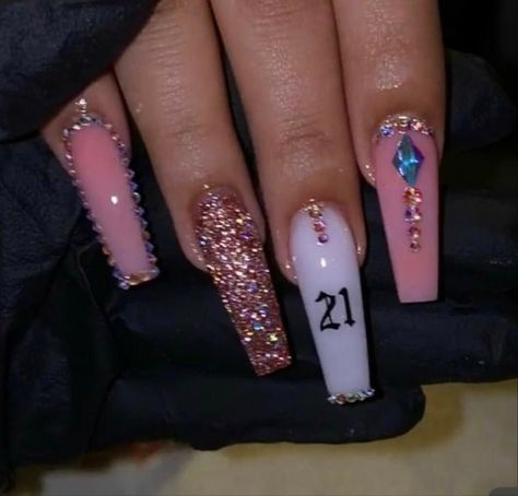 Pink, sparkle, diamond, 21 Virgo Birthday Nails Long, Bling Birthday Nails, Birthday Nails Virgo, Gemini Birthday Nails, Taurus Szn, 21 Nails, 21st Birthday Nails, Birthday 19, Lash Ideas