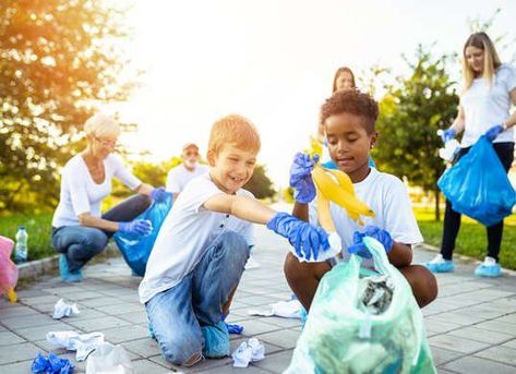 Tips for organizing neighborhood cleanup day | More Than a Dozen Free Resources That Will Make You a Better Homeowner Community Service Ideas, Clean Up Day, Church Youth Group, Volunteer Organization, Student Jobs, Classroom Jobs, Garbage Bags, Volunteer Opportunities, Winter Break