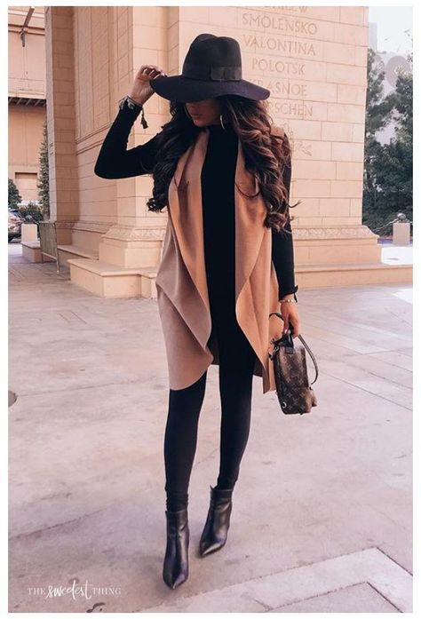 Vegas Fall Outfit, Vegas Fall Outfit Ideas, Las Vegas Fall Outfit Ideas, Elegant Fall Party, Fall Party Outfits, Las Vegas Outfit Summer, Simple Fall Outfits Casual, Fall Party Outfit, Gold Sequin Pants