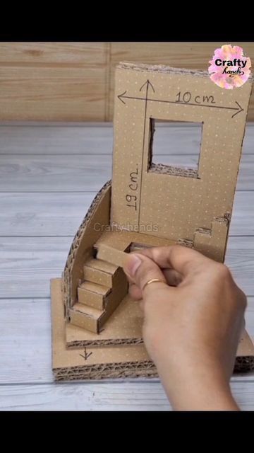 Pesebres Navidad Ideas, Pizza Box Crafts, Dioramas Ideas, Diy Craft Hacks, Cardboard City, Craft Hacks, Paper Mache Projects, Cardboard Craft, Fairy House Crafts