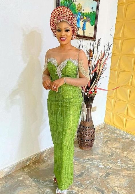 Latest Lace Gown Styles 2023 For Ladies. - Gist94 Asi Ebi Lace Styles, Ashoebi Gowns, Asobi Styles, Charmaine Dress, Nigeria Wedding Dress, Asoebi Dress, Owambe Styles, Asoebi Lace, Aso Ebi Lace