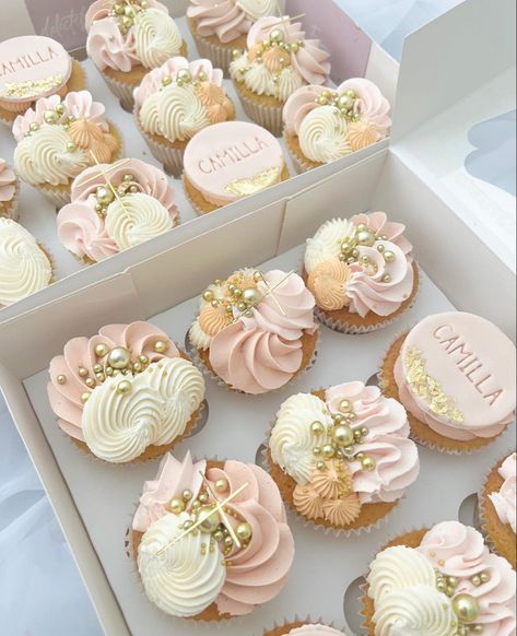 Christening Cupcakes, Peach Cupcakes, Elegant Cupcakes, Cupcake Decorating Tips, Cupcake Cake Designs, Cupcake Designs, Cake Decorating Designs, Shower Cupcakes, Cute Birthday Cakes