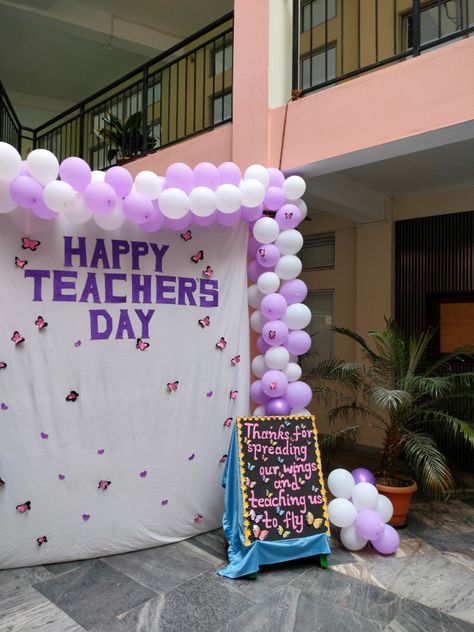 Teachers Day Room Decoration Ideas, Teachers Day Surprise Ideas, Classroom Balloon Decor, Teachers Day Board Decoration Ideas Creative, Children's Day Decoration Ideas In School Classroom, Teachers Day Decoration Ideas In College, Happy Teachers Day Decoration Ideas, Teachers Day Backdrop Ideas, Decoration For Teachers Day Celebration