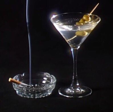 90s Hollywood, Arte Jazz, Visuell Identitet, Jazz Club, The Great Gatsby, Martini Glass, Gatsby, Old Money, Martini