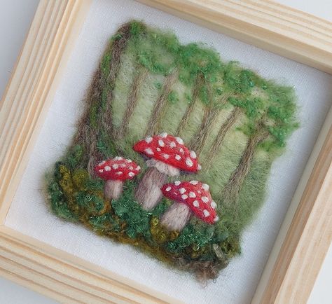 Dry Felting Pictures, Needle Felting Painting Ideas, Wet Felt Pictures, Felted Paintings Ideas, Flat Needle Felting Ideas, Needle Felt Embroidery Hoop, Needle Felted Pictures Ideas, Felting Pictures Ideas, Dry Felting Projects