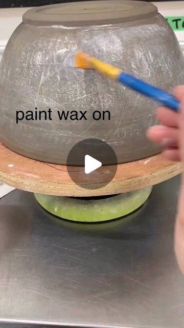 Pottery on Instagram: "@muddy_handmade
Carving a leather hard bowl 🥣

 
👉 CLICK THE LINK IN MY BIO (profile) @pottery_daily_lover to order 👕 👚 👈 🛒

🎁 Perfect Gift for your family members and friends
.
.
.

#pottery #potterystudio #potterylife #potteryart #potteryvideos #potterymaking #potteryclass #potteryforall #potteryofinstagram #potterylessons #potterygram #potteryshop #instapottery #potteryprocess #potteryworks #potteryartist #potteryporn #potteryclasses #potteryfun #glazes #ceramics #ceramicsofinstagram #ceramicstudio #loveceramic" Pottery Lessons, Pottery Glaze, Pottery Videos, Pottery Glazes, Pottery Classes, Pottery Shop, Ceramic Studio, Pottery Making, Pottery Studio