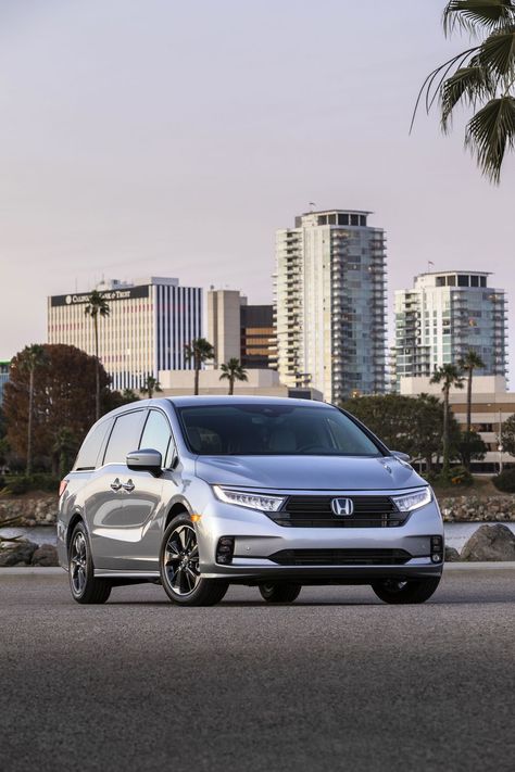 Honda has given the Odyssey minivan LED headlights and an updated grille to compete with the new vans from Chrysler and Toyota. Honda Van, Big Cabin, Front Door Handles, Kia Sedona, The Odyssey, New Vans, Chrysler Pacifica, New Honda, Led Fog Lights