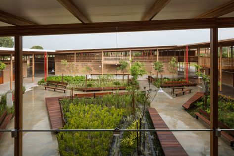 Children Village in Brazilian rainforest wins RIBA International Prize 2018 Brazilian Rainforest, Waldorf School, Architecture Landscape, Architecture Awards, Education Architecture, Ground Floor Plan, Boarding School, Learning Spaces, School Architecture