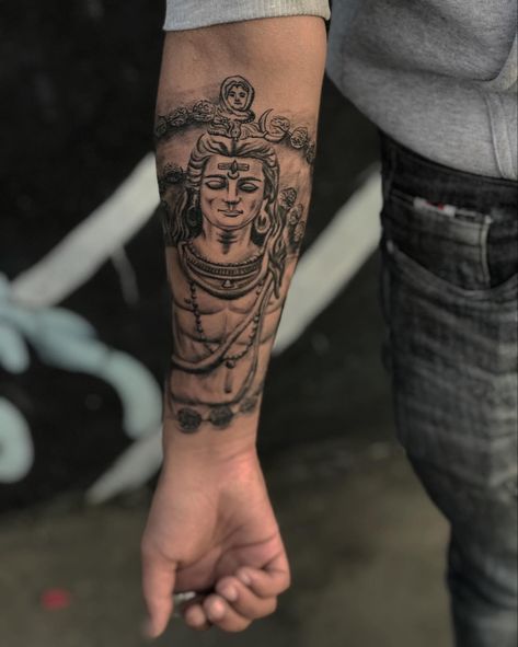 Mahakali Photo, Ram Tattoo Ideas, Mahakali Tattoo, Shree Ram Tattoo, Ram And Sita, Lord Shiva Tattoo, Yantra Tattoo, Kali Tattoo, Tattoo Font For Men